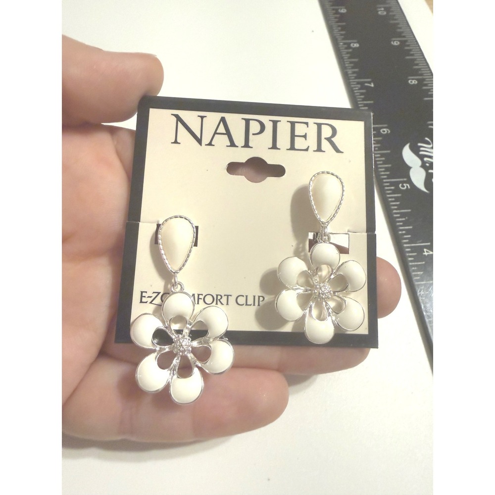 Napier White Enamel Flower Clip On Earrings Silver Tone Floral Drop E-Z Comfort